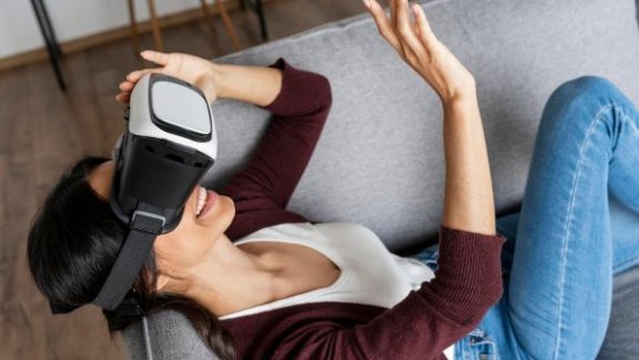 tech releasing in 2025, girl using vr